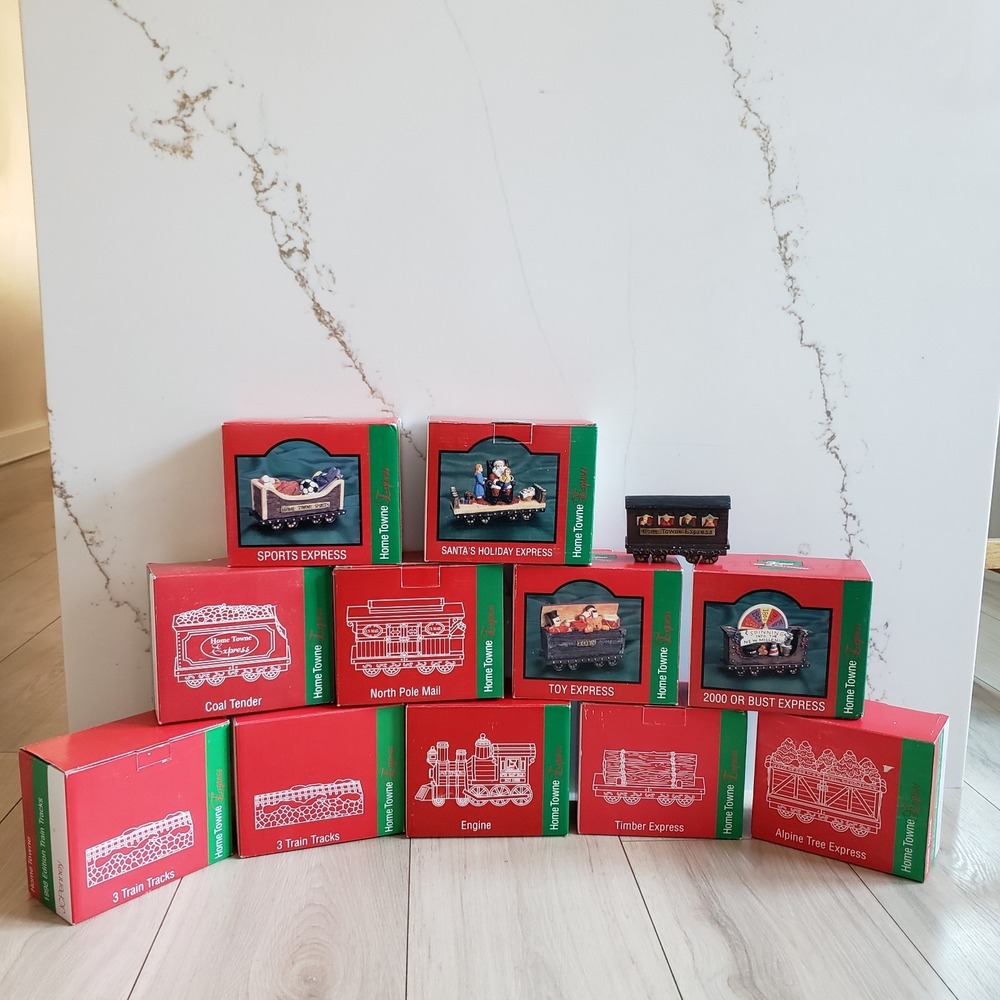 JC Penney Home Towne Express Christmas Train Lot‎ 12 Vintage Holiday Set